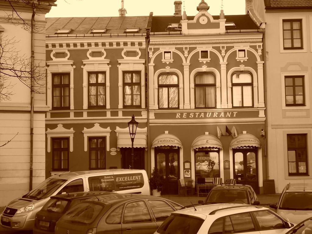 Hotel Excellent Kroměříž Eksteriør billede